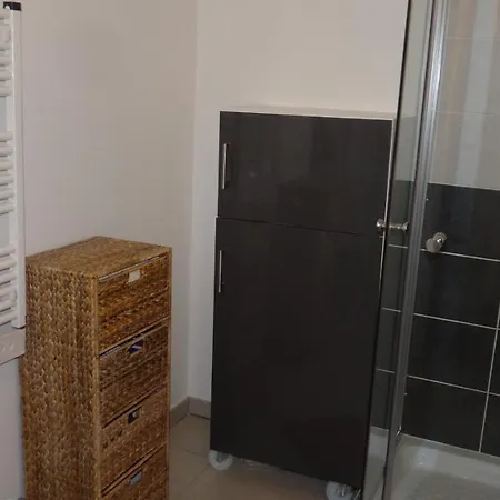 Апартаменти Les Grenadines Du Samedi Au Samedi Антіб