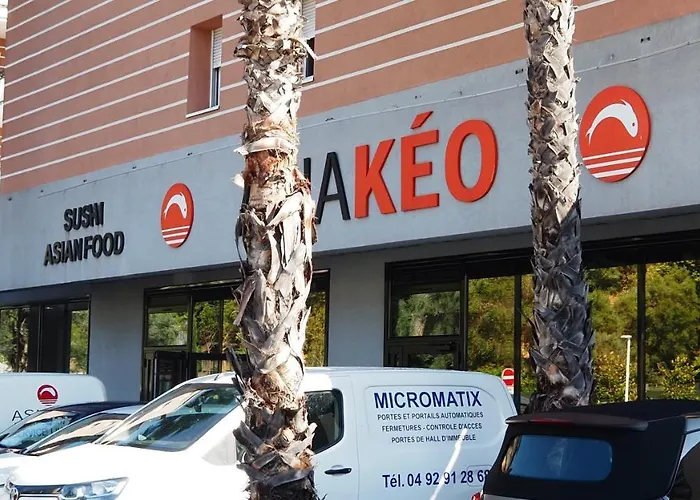 Les Grenadines Du Samedi Au Samedi * 昂蒂布